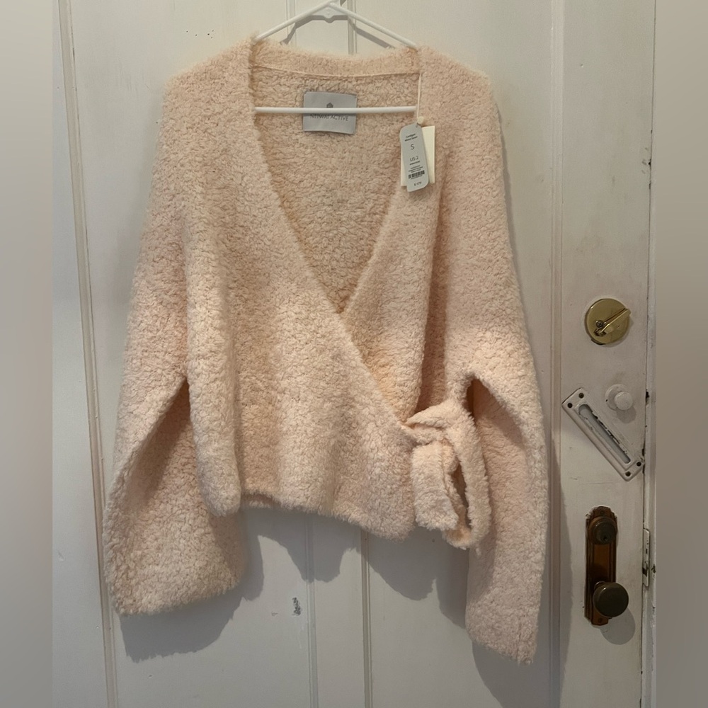 ✨NEIWAI Alpaca Wrap Cardigan, Brand New, Tags on, Color Cream💞